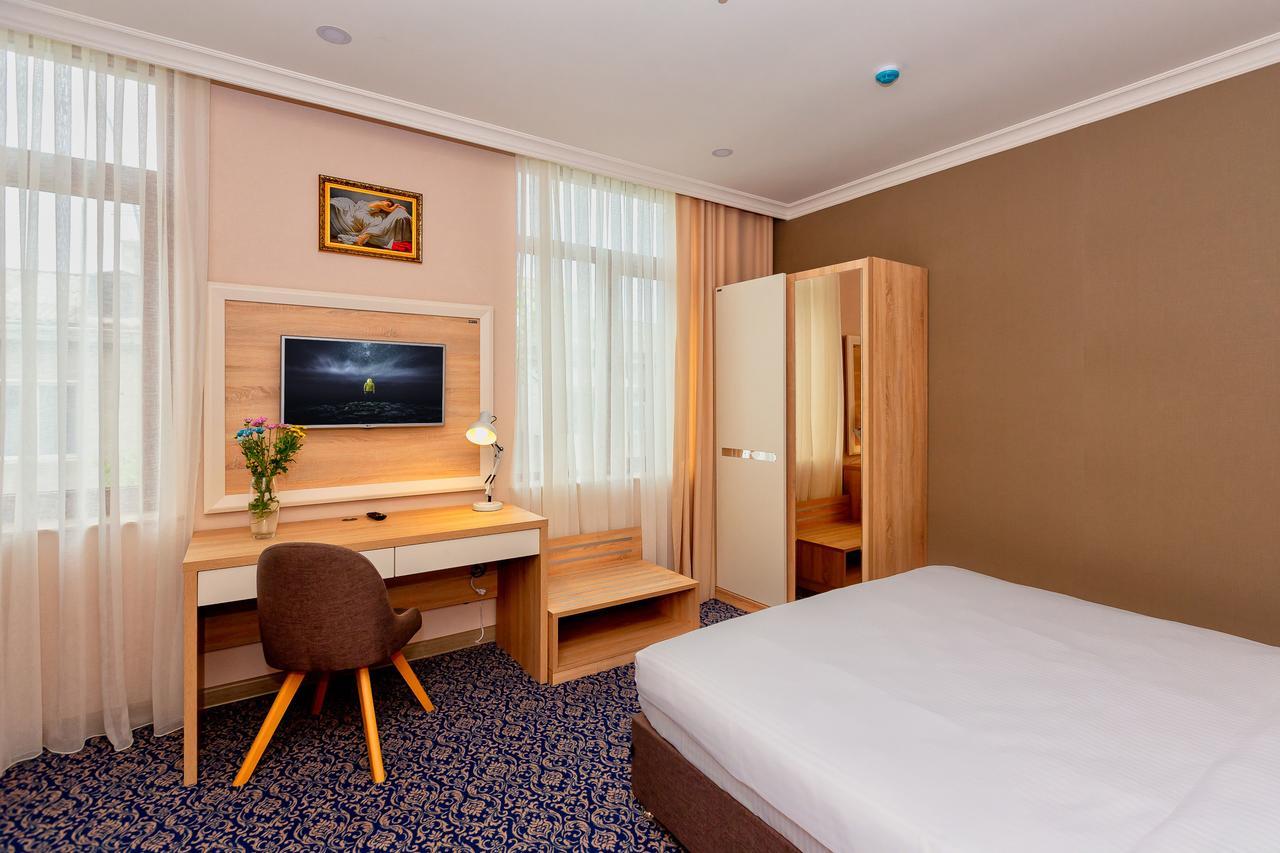 Metro City Hotel Baku Zewnętrze zdjęcie