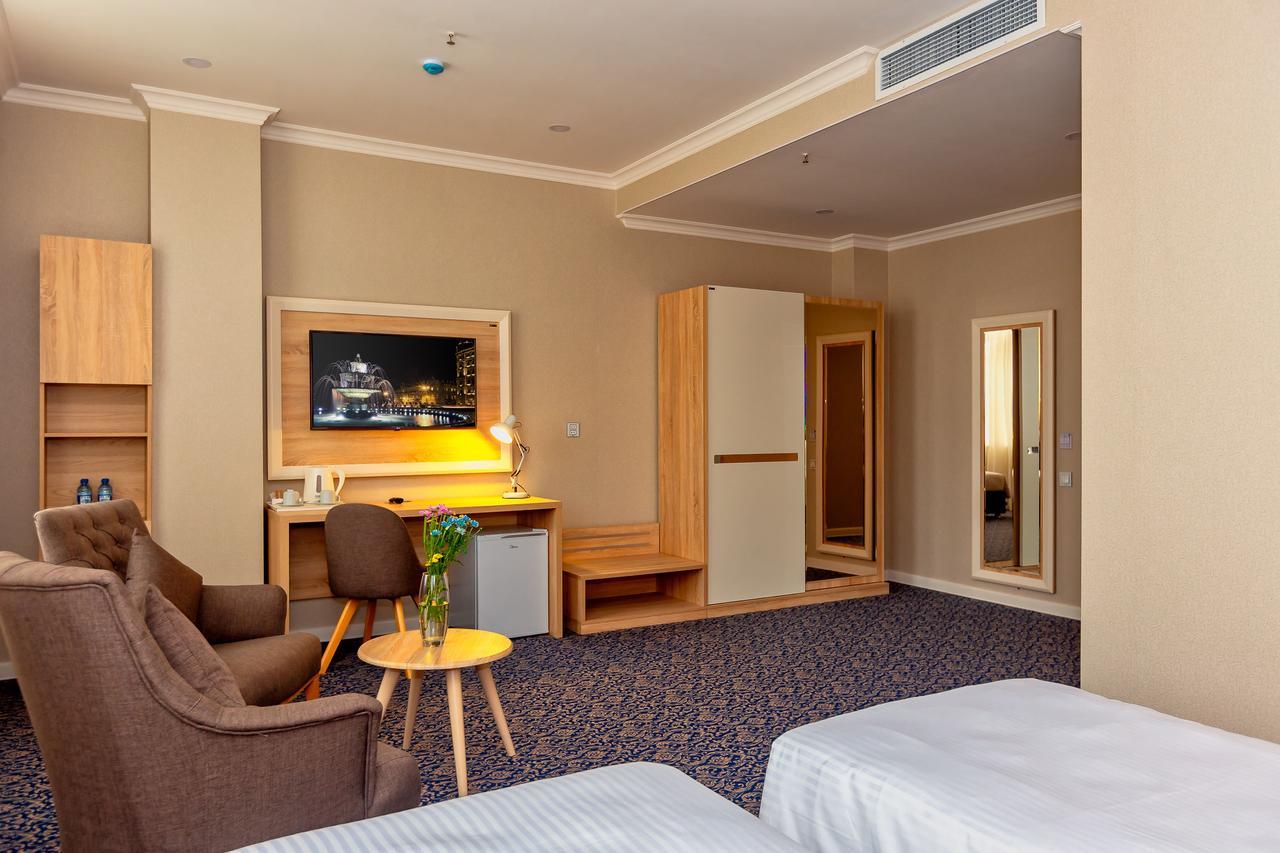 Metro City Hotel Baku Zewnętrze zdjęcie