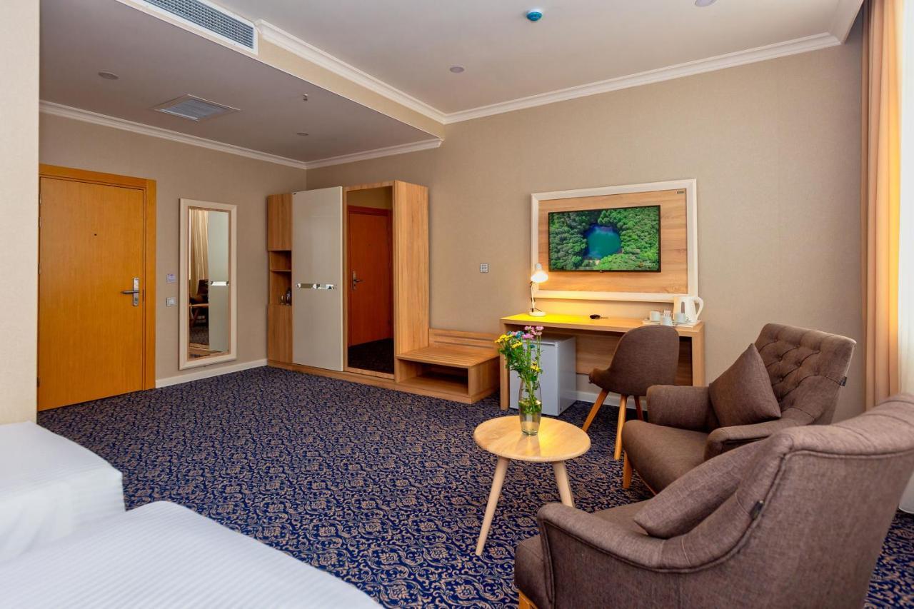 Metro City Hotel Baku Zewnętrze zdjęcie