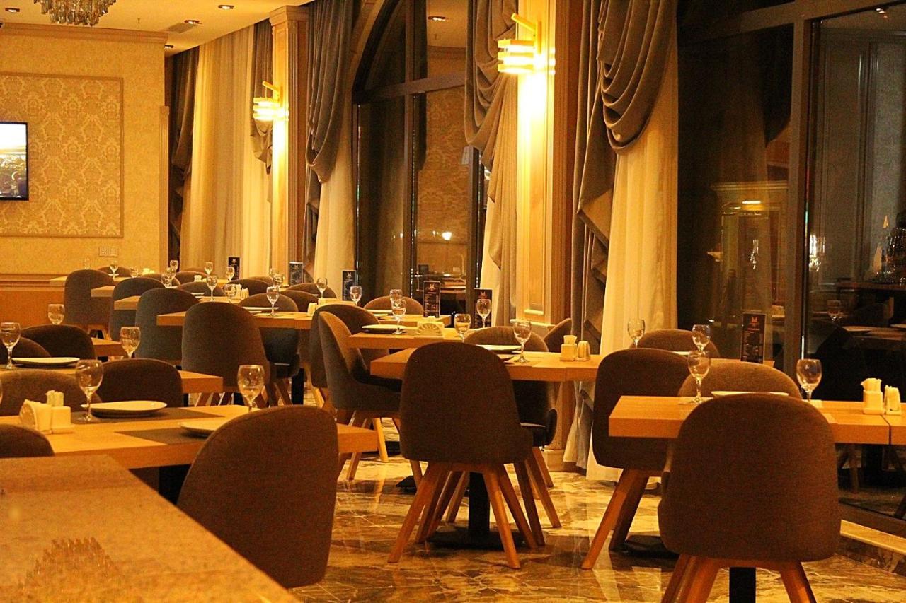 Metro City Hotel Baku Zewnętrze zdjęcie